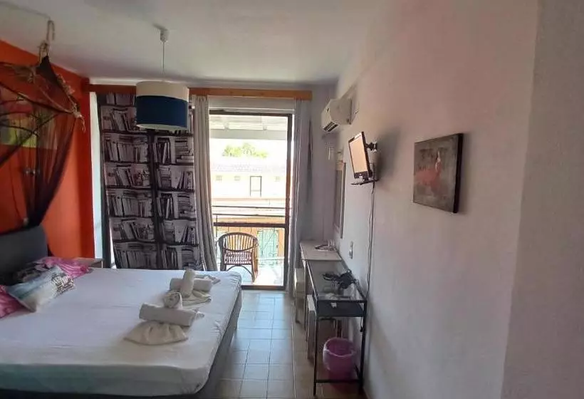 Art Studios Benitses