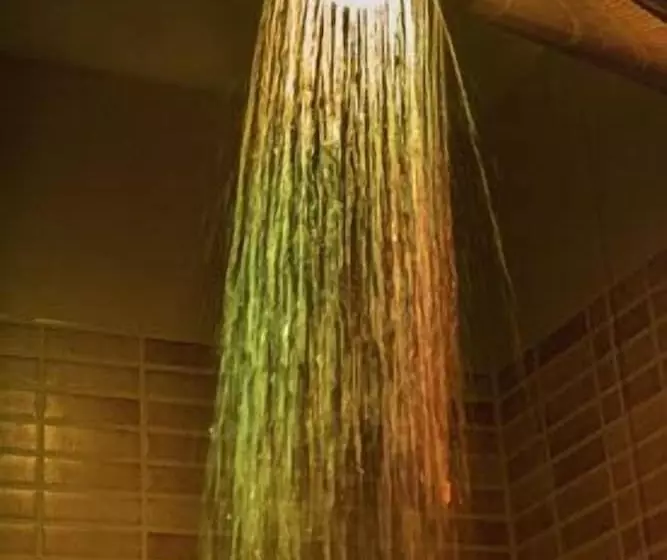 تختخواب و صبحانه Porto Di Claudio