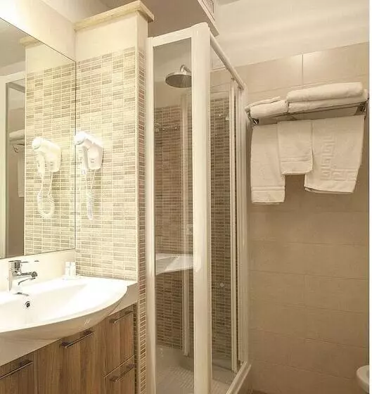 تختخواب و صبحانه Porto Di Claudio