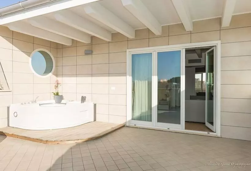 تختخواب و صبحانه Porto Di Claudio