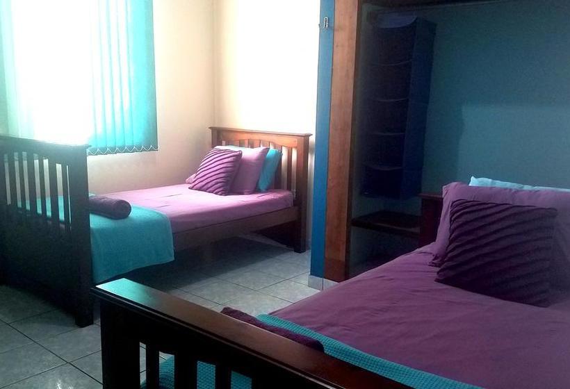 تختخواب و صبحانه Wssm Surf House