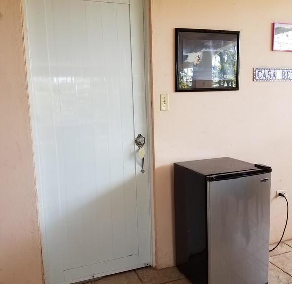 تختخواب و صبحانه Wssm Surf House