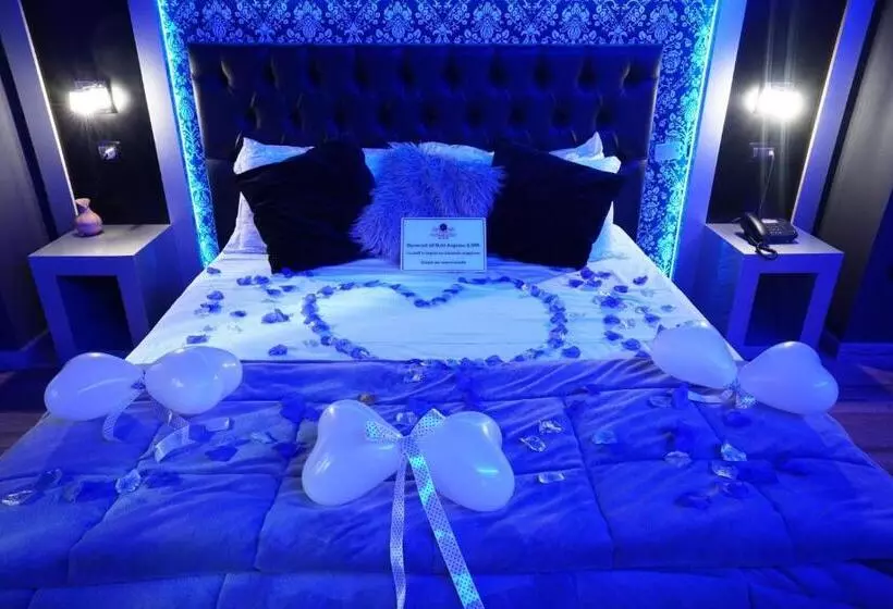 هتل Angioino & Spa