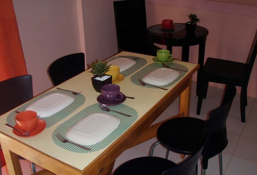 בית מלון כפרי Anthurium Inn