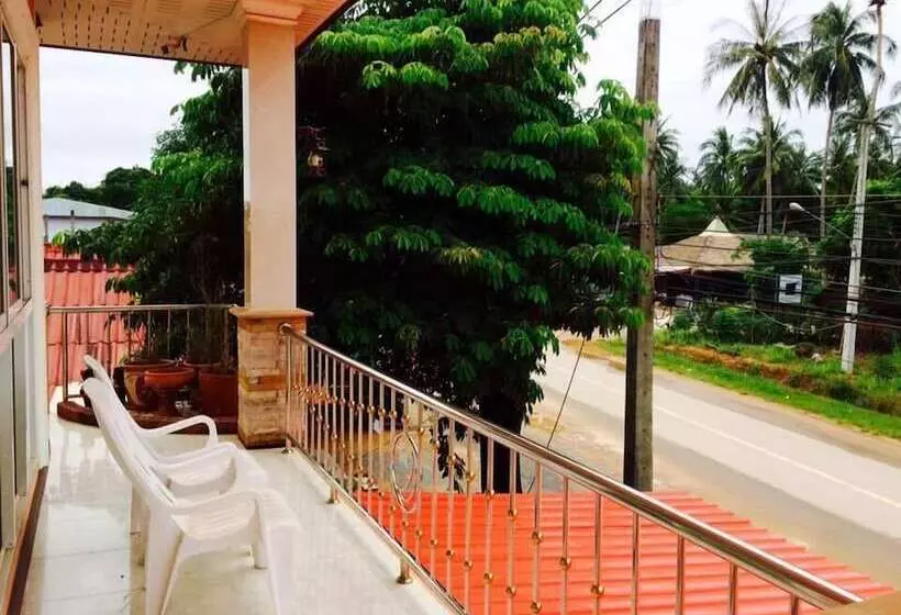 Отель Lanta Grand House