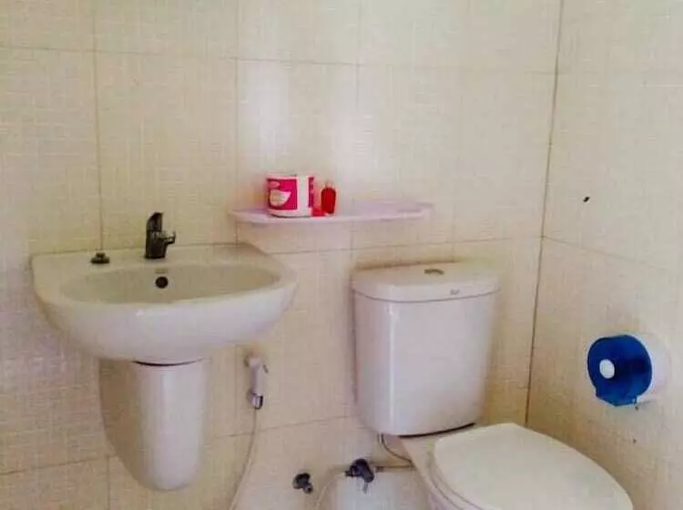 Отель Lanta Grand House