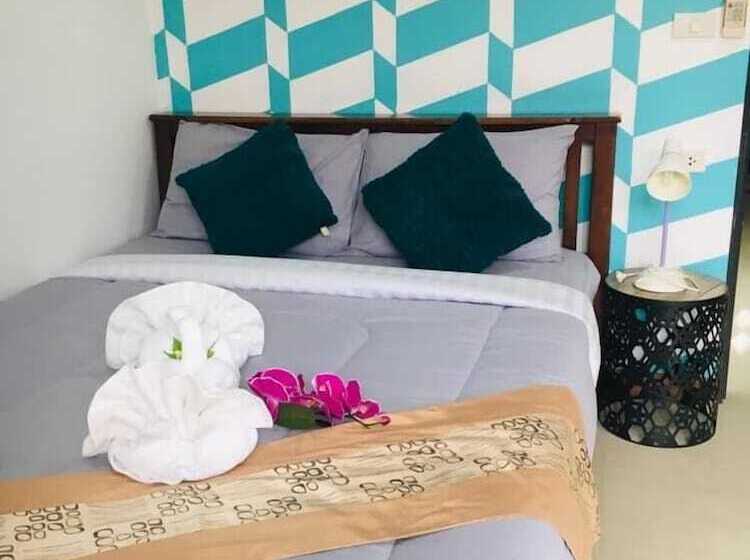 酒店 Lanta Grand House