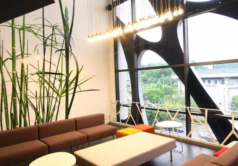 ホテル Sangsangmadang Chuncheon Stay