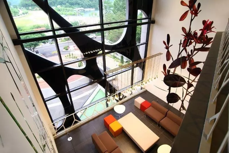 ホテル Sangsangmadang Chuncheon Stay