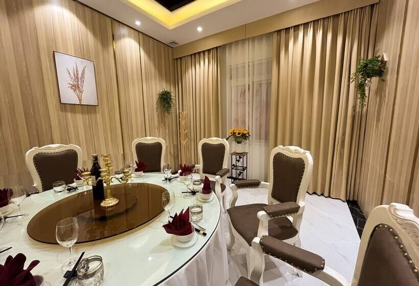 Mango Hotel   Ha Noi Railway Station