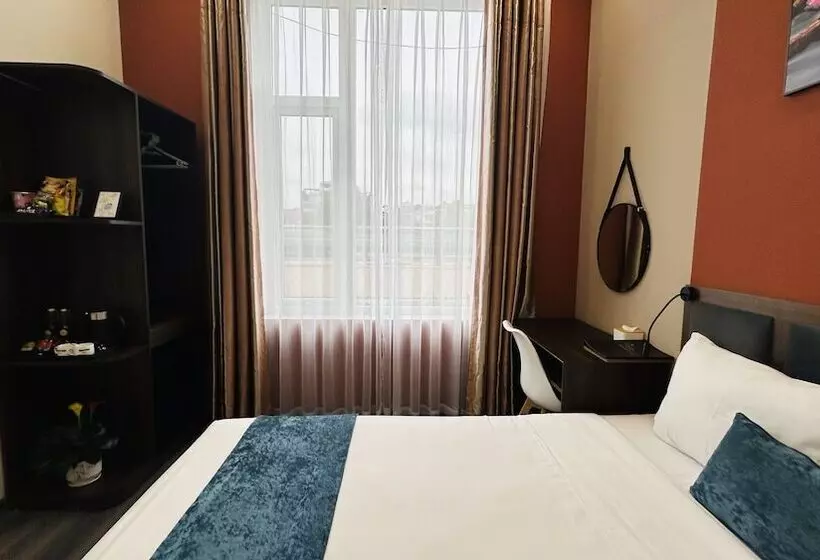 Mango Hotel Ha Noi Railway Station