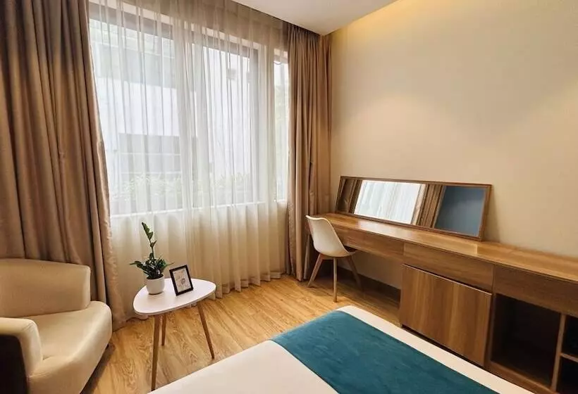 Mango Hotel Ha Noi Railway Station