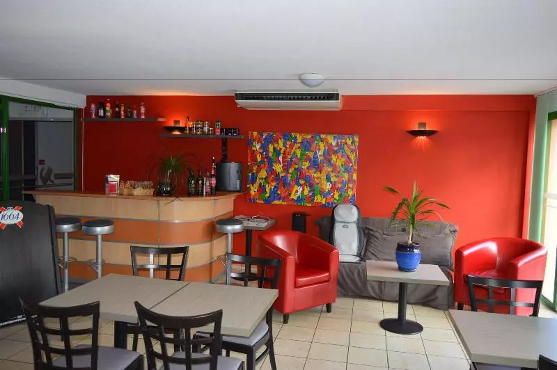 Отель N'atura Hôtel