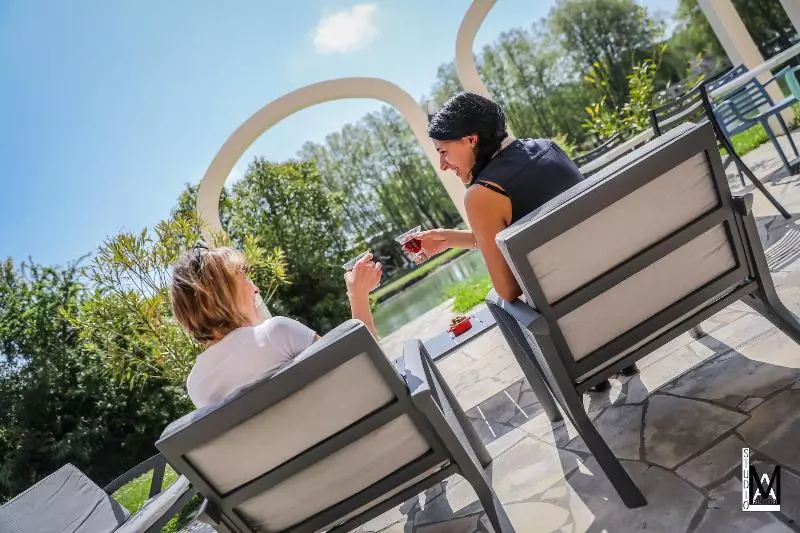 Отель N'atura Hôtel