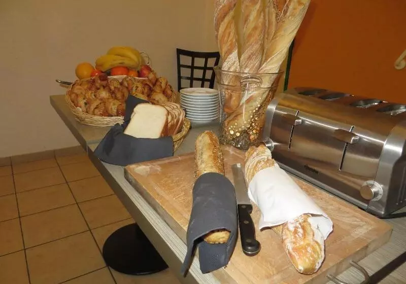 Отель N'atura Hôtel