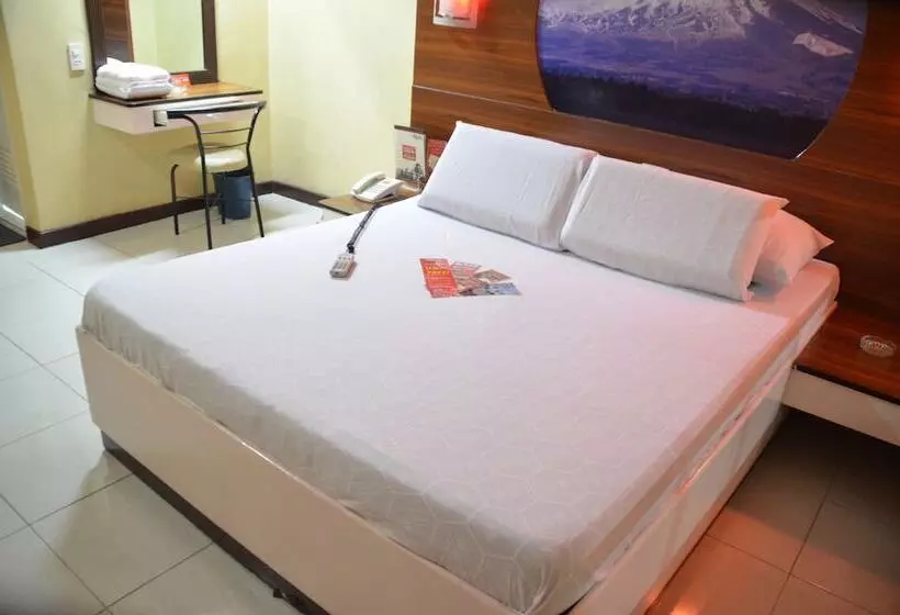 ホテル Sogo Santa Mesa