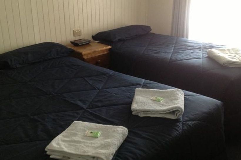 モーテル London Motor Inn