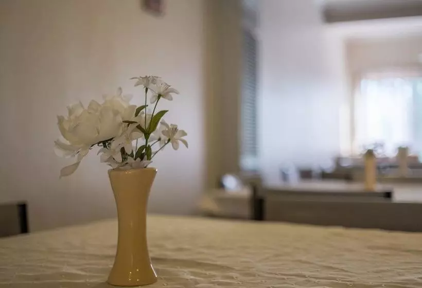 モーテル London Motor Inn