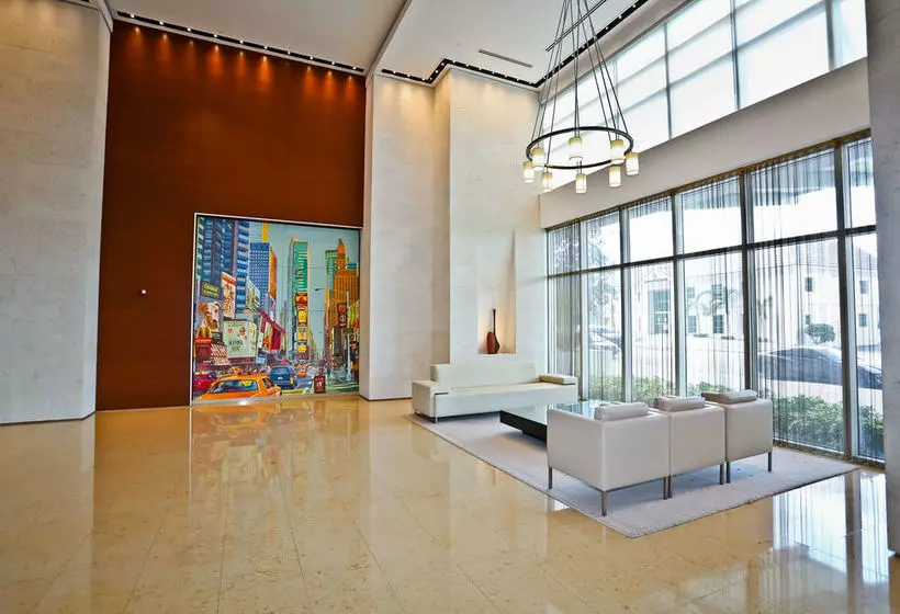 Nuovo Downtown Miami / Brickell