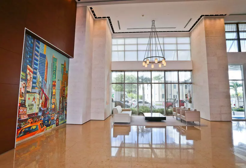 Nuovo Downtown Miami / Brickell