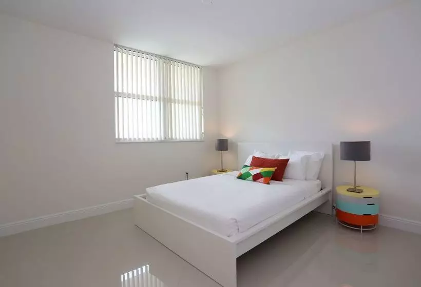 Nuovo Downtown Miami / Brickell