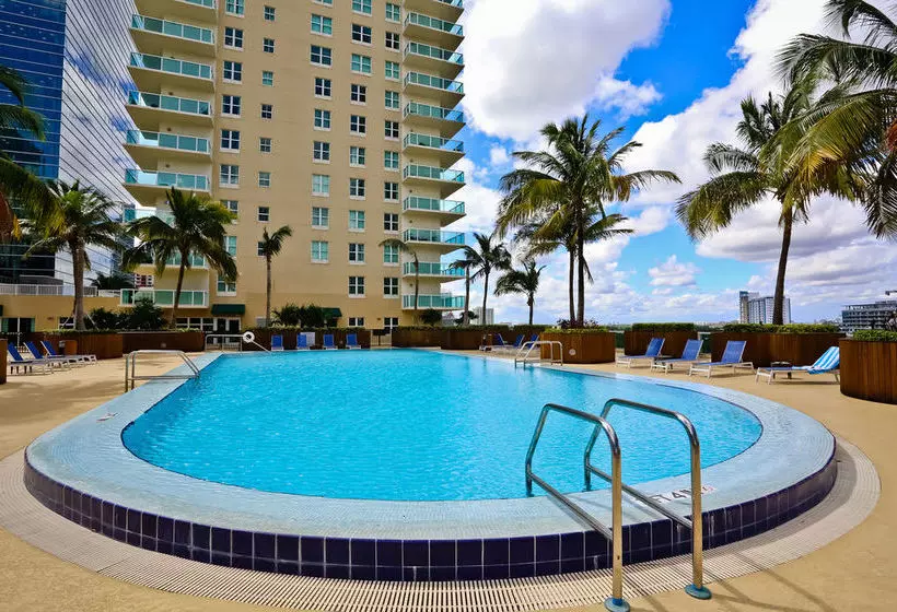 Nuovo Downtown Miami / Brickell