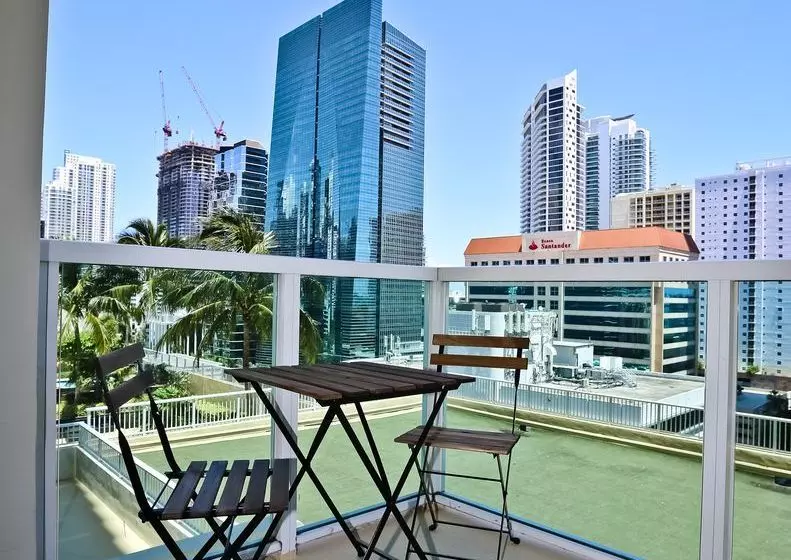 Nuovo Downtown Miami / Brickell