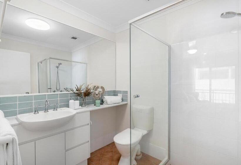 Sunrise Cove Holiday Apartments By Kingscliff Accommodation