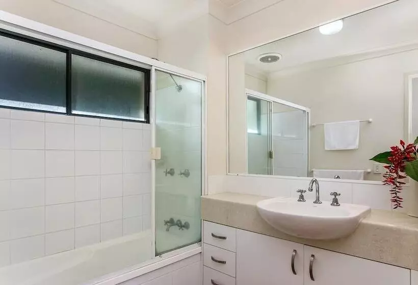 Sunrise Cove Holiday Apartments By Kingscliff Accommodation