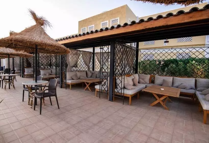 هتل Bladi Palace Taghit
