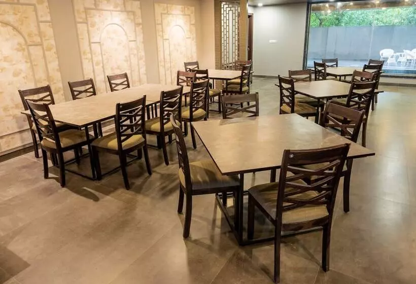 Hotelli Lalit International A Boutique