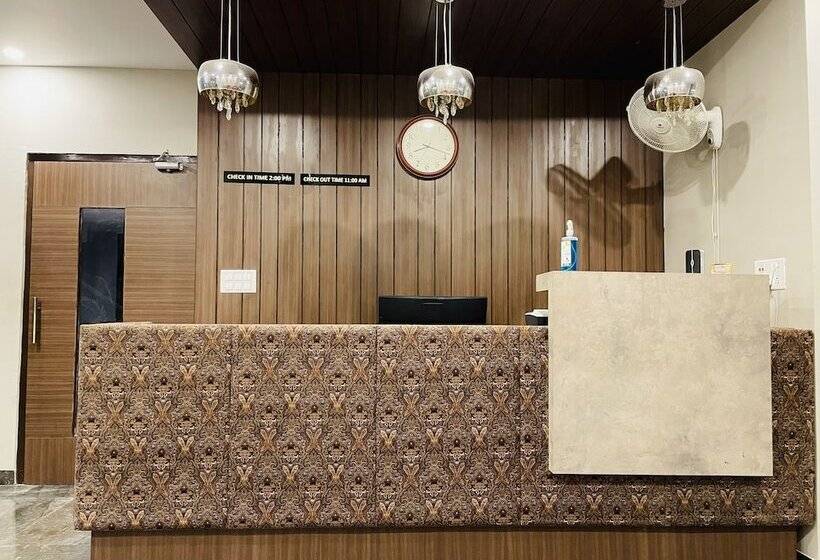 酒店 Lalit International A Boutique