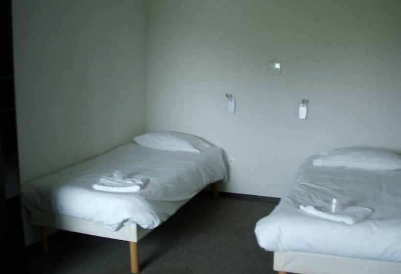 Fasthotel Paris Sud Saint Fargeau