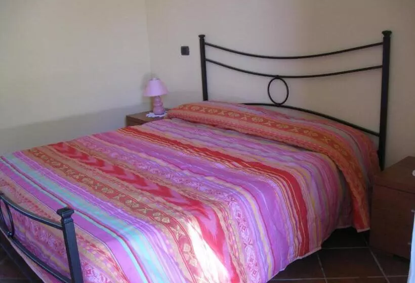 ホテル Agriturismo La Dolce Collina