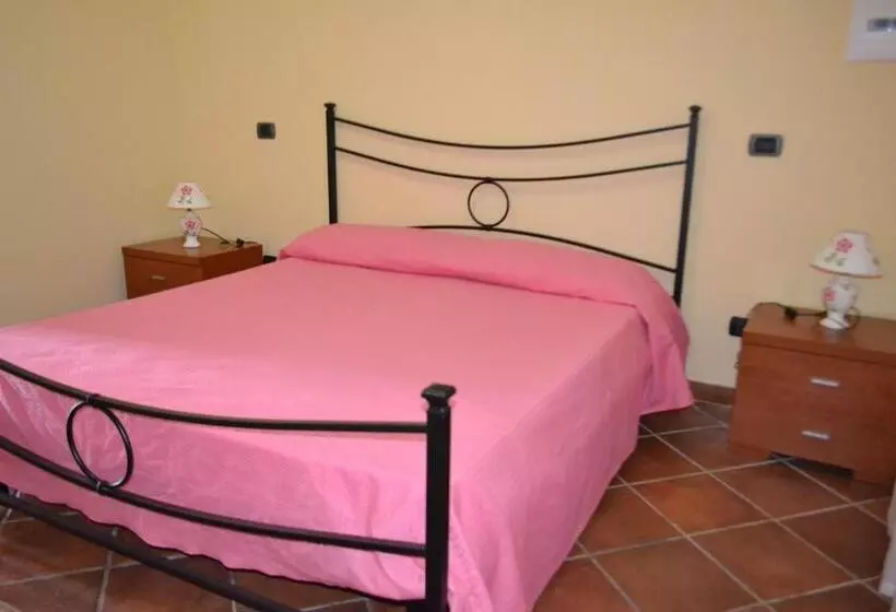 ホテル Agriturismo La Dolce Collina