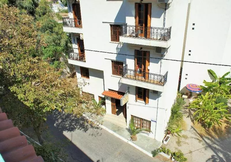 בית מלון כפרי Anthemis