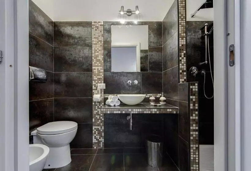 هتل B&b Colosseo Panoramic Rooms