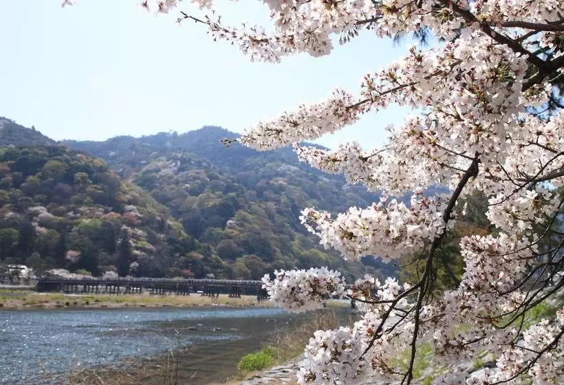 Отель Business Daiichi Omihachiman