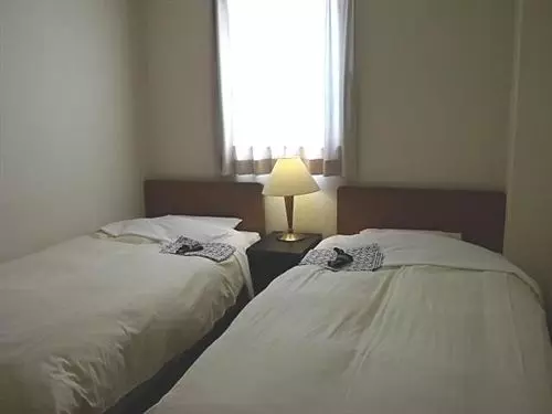 Отель Business Daiichi Omihachiman