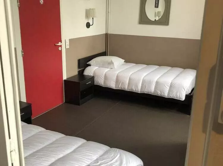 Отель De France