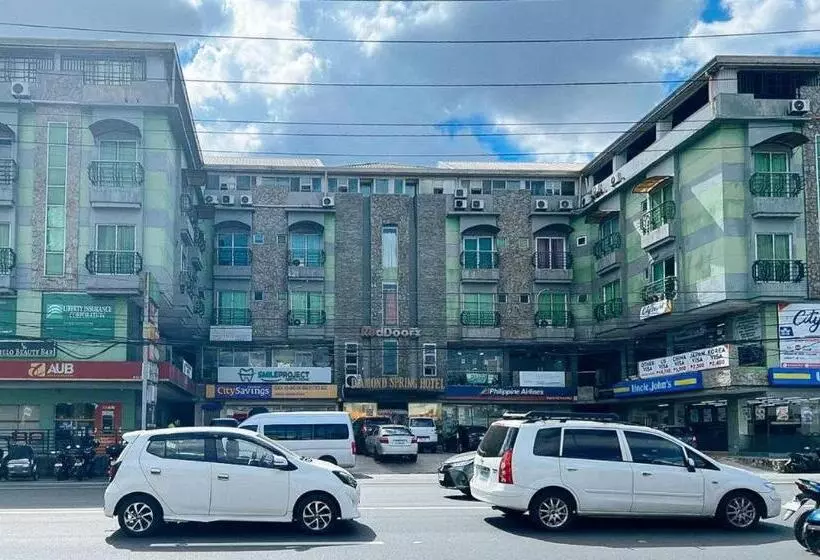 Reddoorz Plus @ Diamond Spring Hotel Angeles City