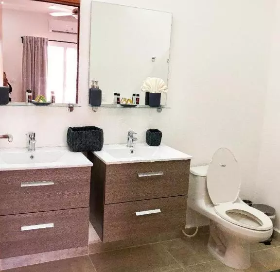 هتل Las Palmas Beach