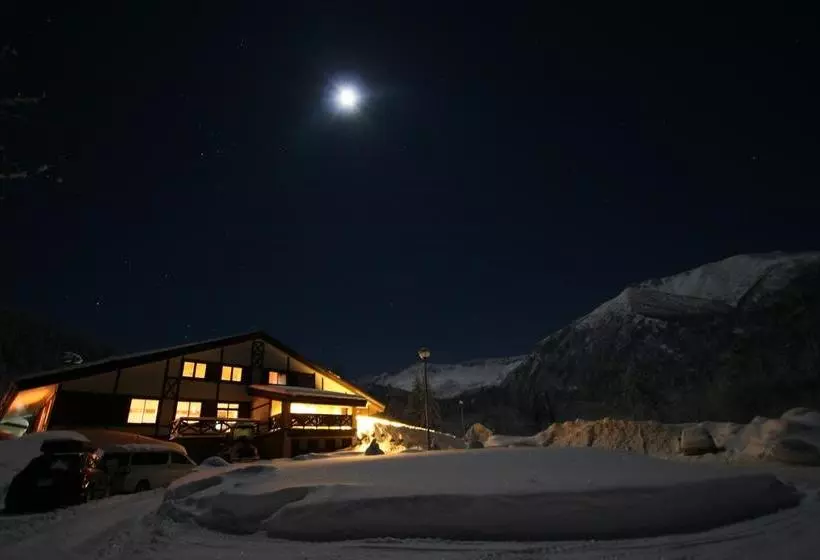 فندق Furano Shiyuirin