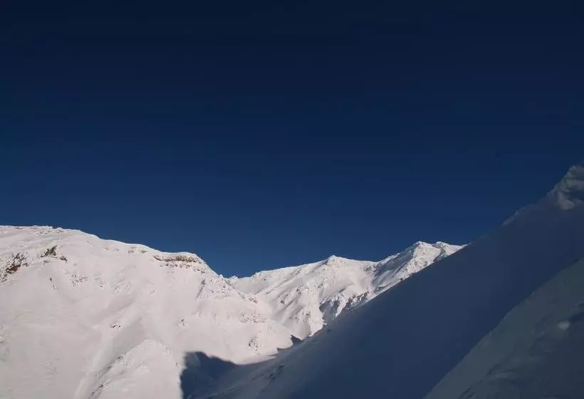 فندق Furano Shiyuirin