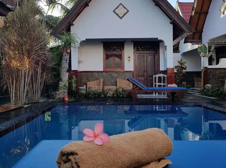 Отель Gili Bagaz Cottages
