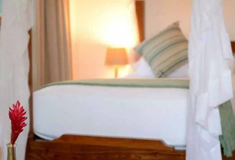 هتل Kisiwa On The Beach