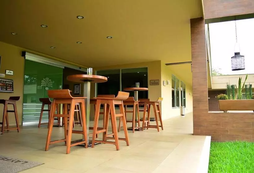 酒店 Layfer Express Inn, Cordoba, Ver