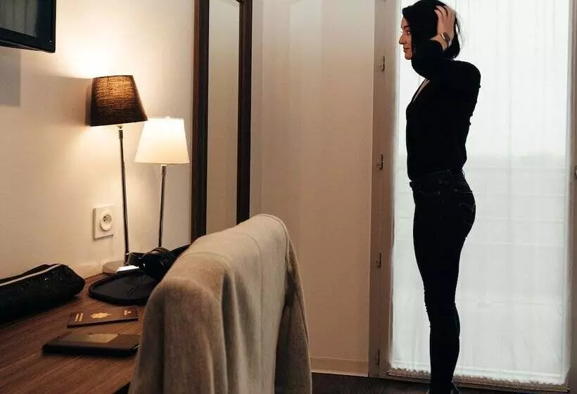 ホテル Libera Caen Colombelles