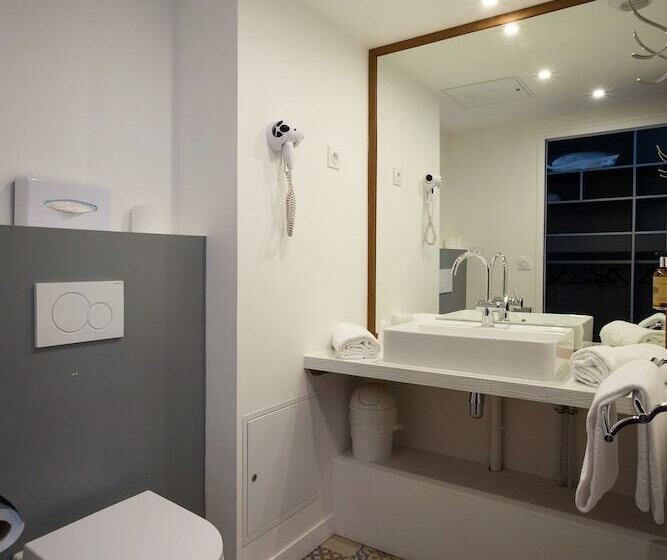 Отель Libera Caen Colombelles