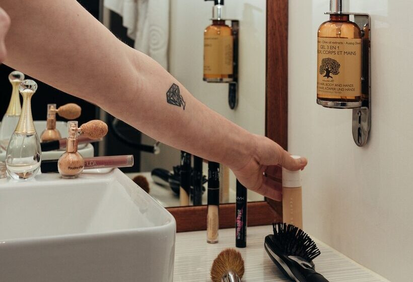 Отель Libera Caen Colombelles